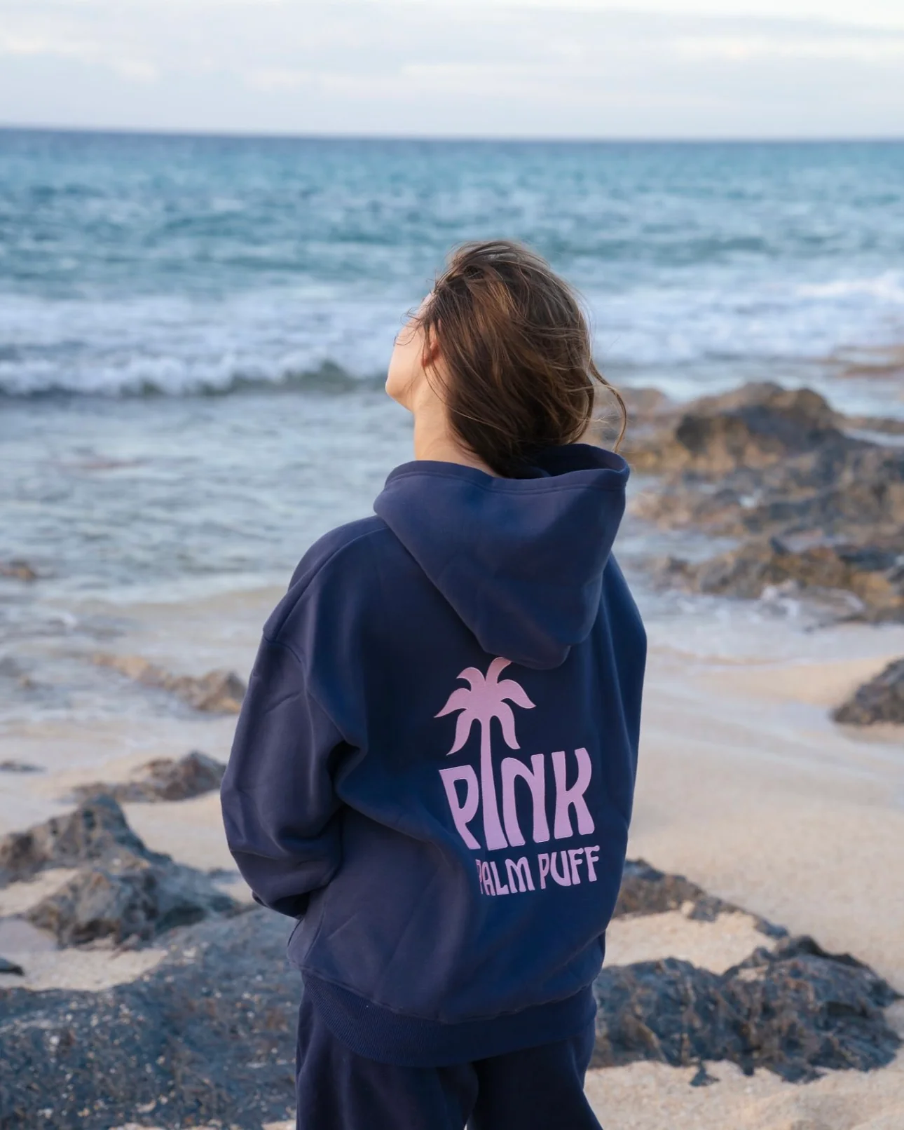 Classic Puff Hoodie in Navy - Image 5