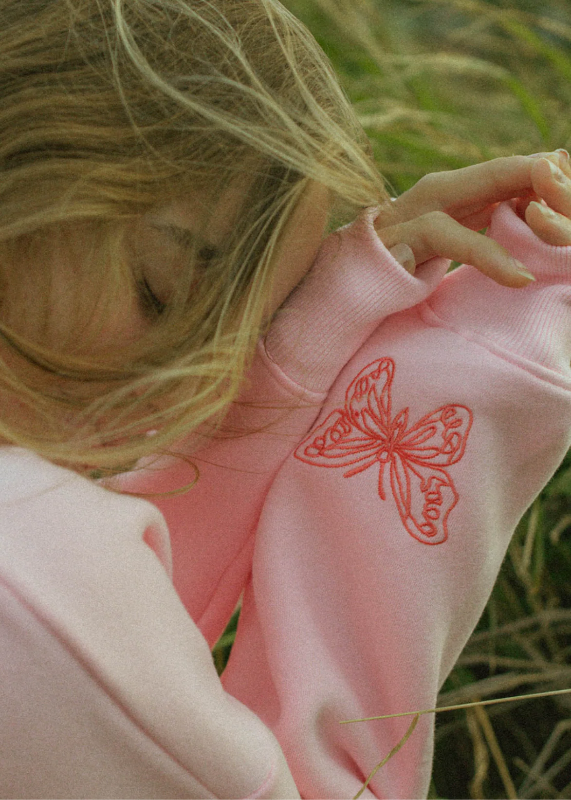 "To Live For the Hope of it All" Hoodie in Pink - Image 2